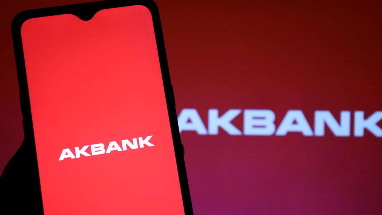 Akbank’tan faizsiz para kampanyası! 55.000 TL karşılıksız ödeme yapılıyor!