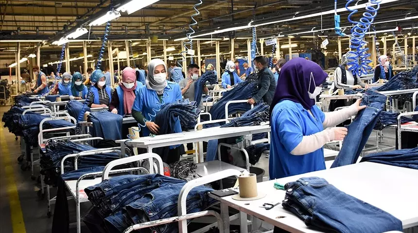 Binlerce kişi çalışıyordu: Türk moda devi üretimi durdurdu