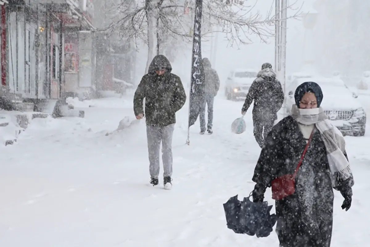 Kar yağışı kapıda! Meteoroloji uzmanı illeri tek tek belirtti